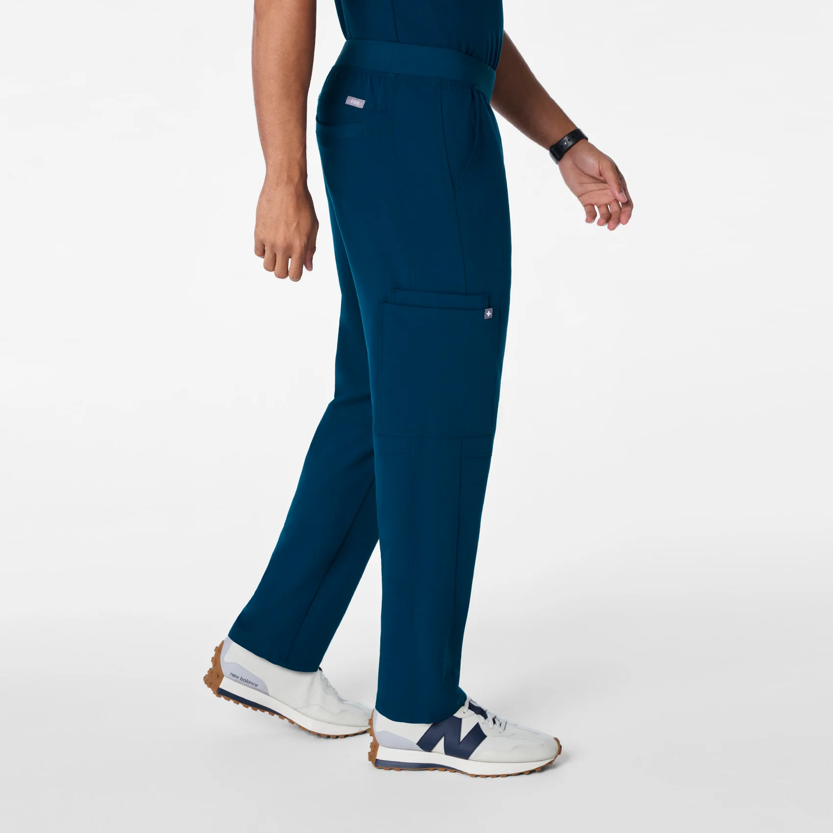 men's Deep Reef Axim - Short Cargo Scrub Pant™ - Image 3