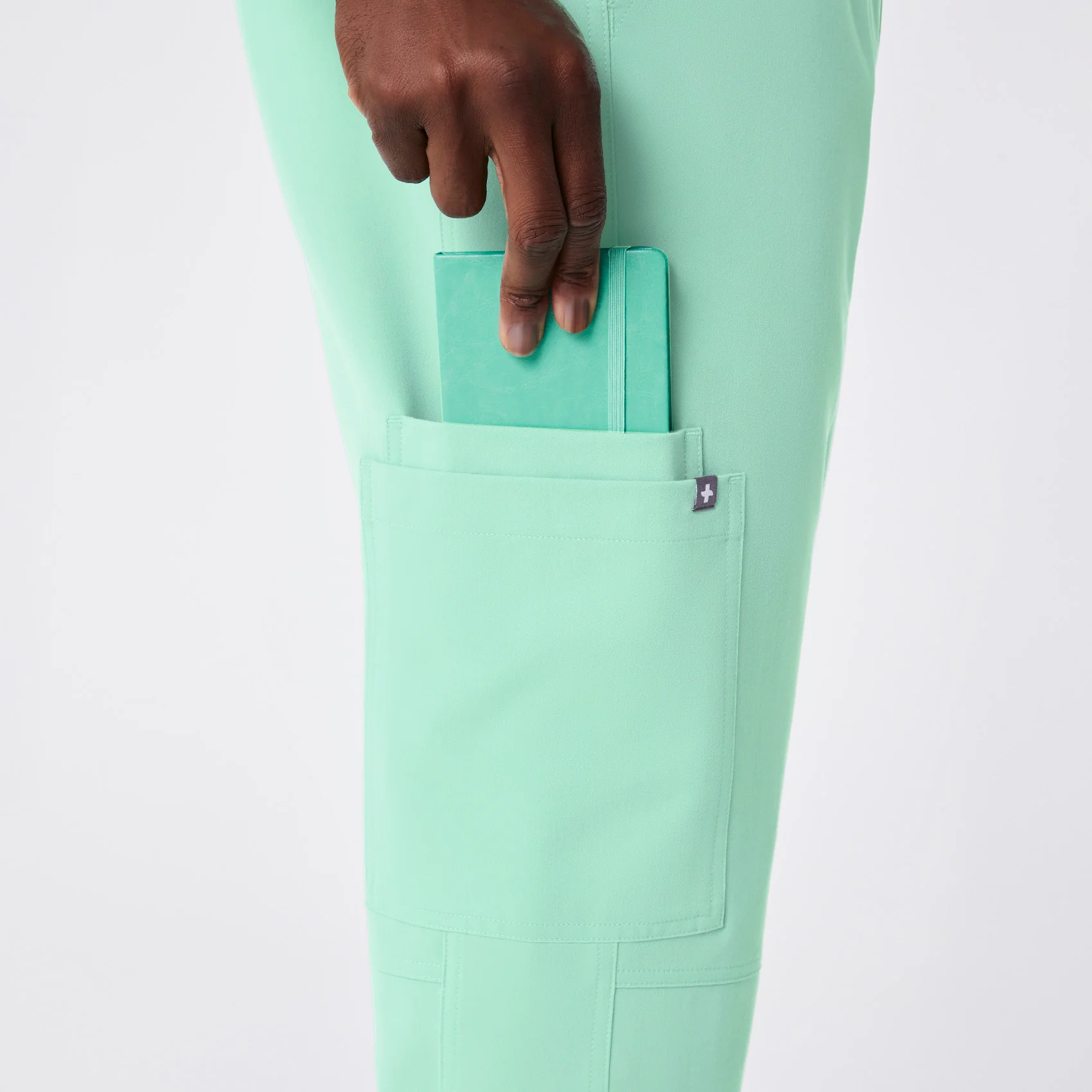 men's Mariner Axim - Short Cargo Scrub Pant™ - Image 6