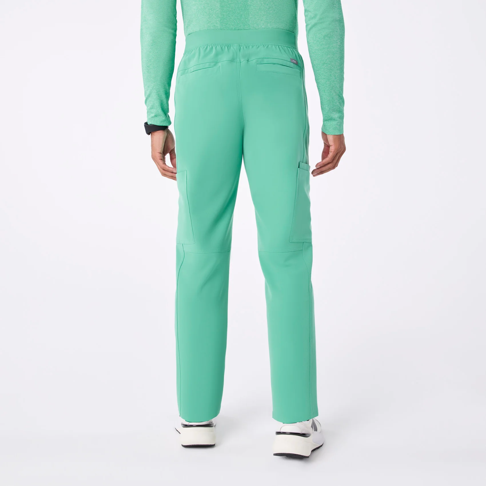 men's Surgical Green Axim - Short Cargo Scrub Pant™ - Image 4