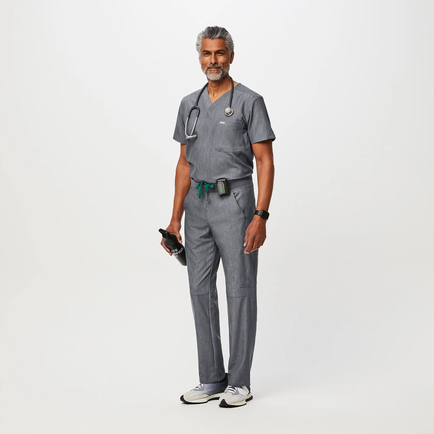 Men's Graphite Axim™ - Tall Cargo Scrub Pants - Image 2