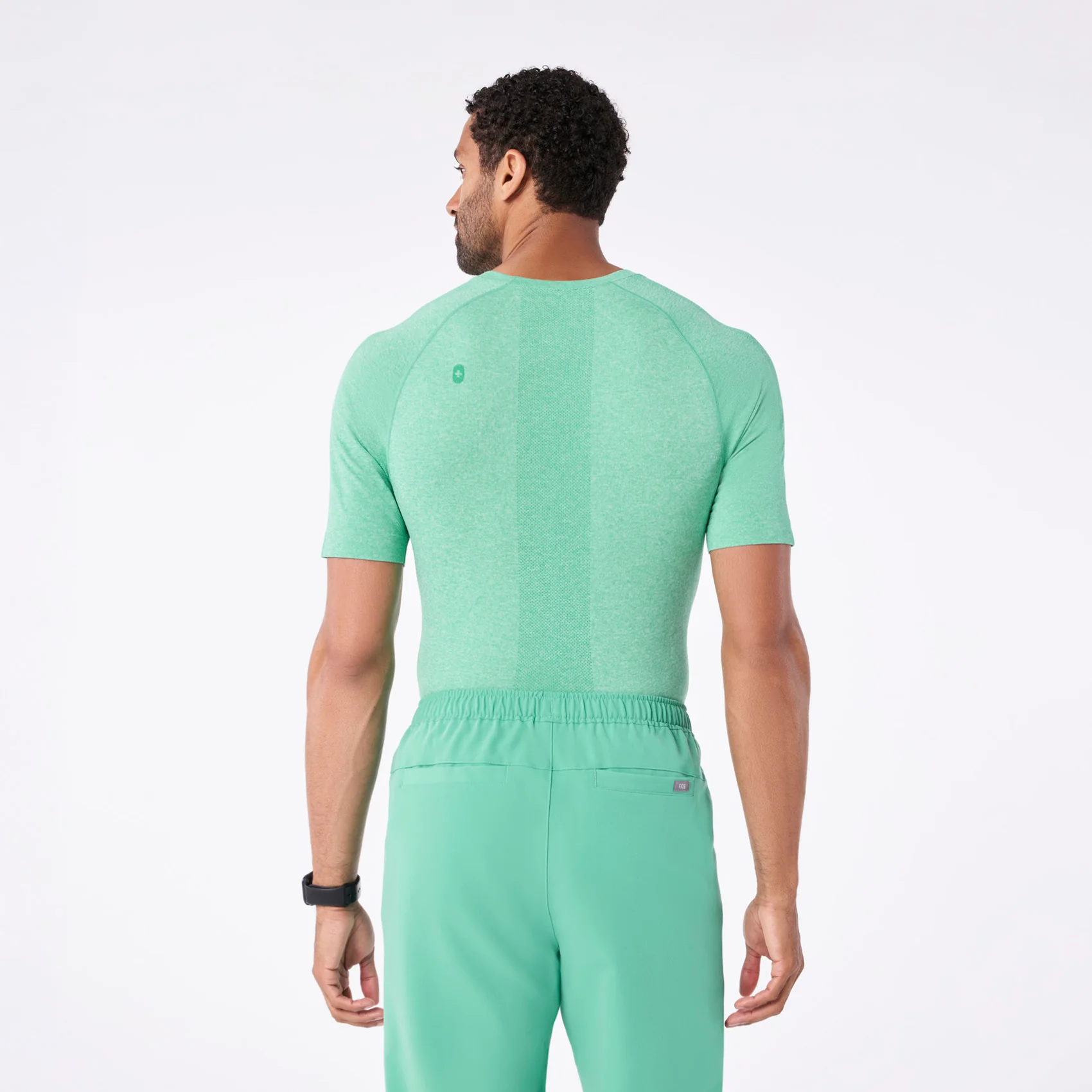 men's Surgical Green Makato Seamless - Shortsleeve Underscrub - Image 4