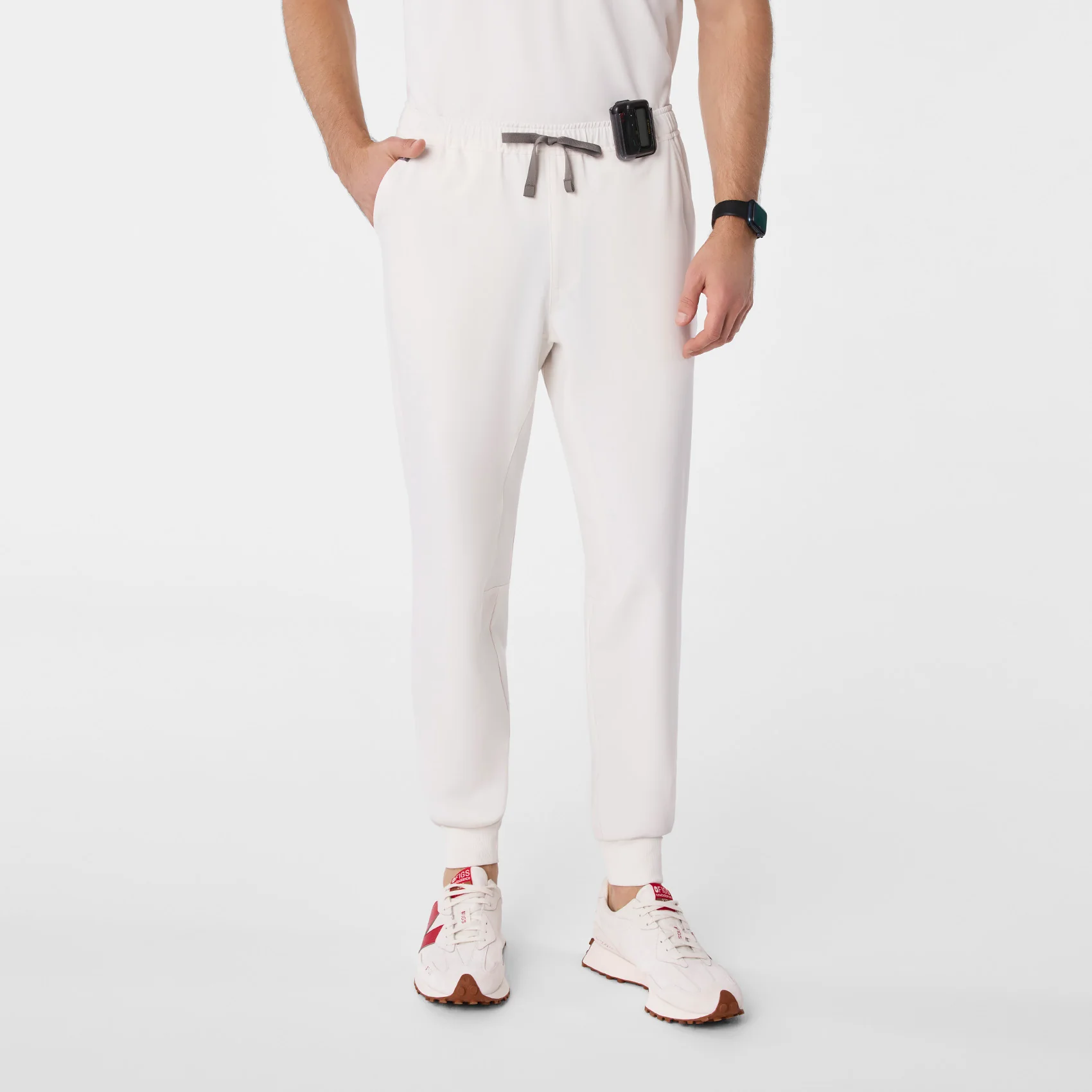 men's Off White Tansen - Short Jogger Scrub Pant™