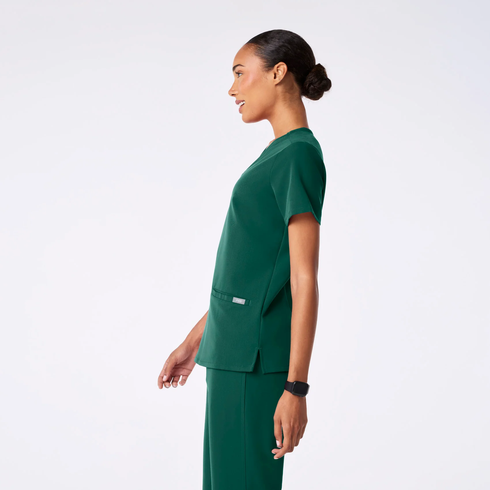 women's Hunter Green Casma - Three-Pocket Scrub Top™ - Image 3