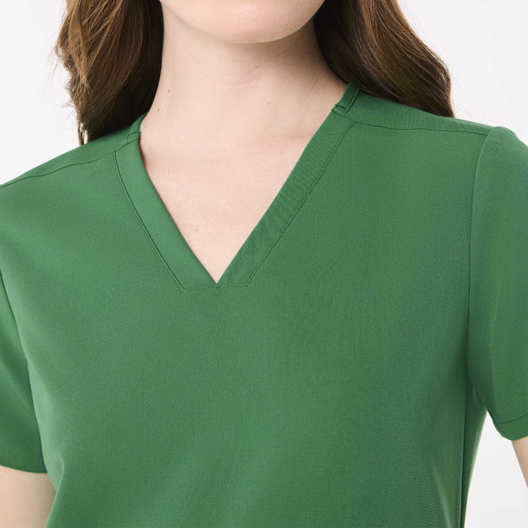 women's Indocyanine Green Casma - Three-Pocket Scrub Top™ - Image 5