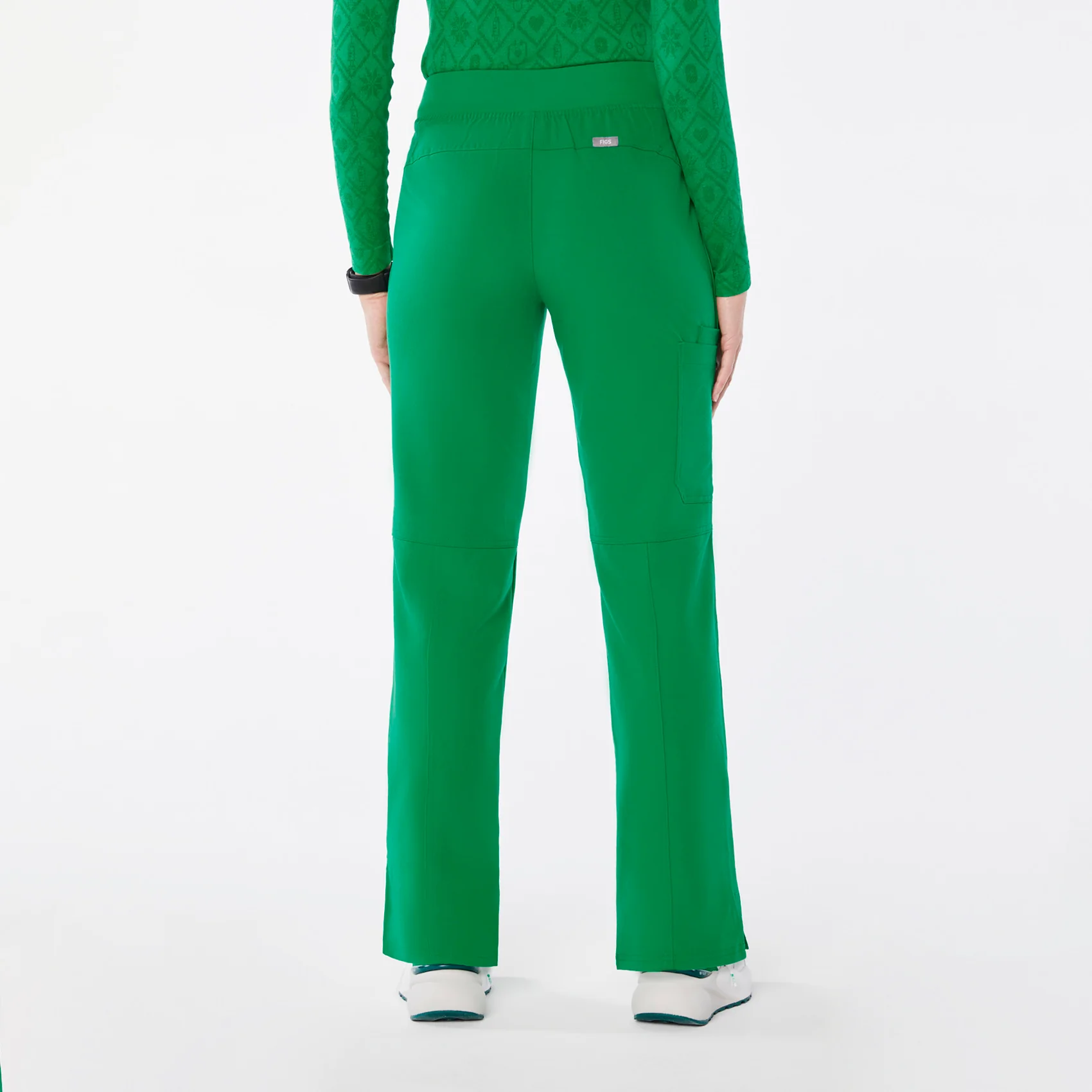 women's Evergreen Kade Tall Cargo Scrub Pant™ - Image 4
