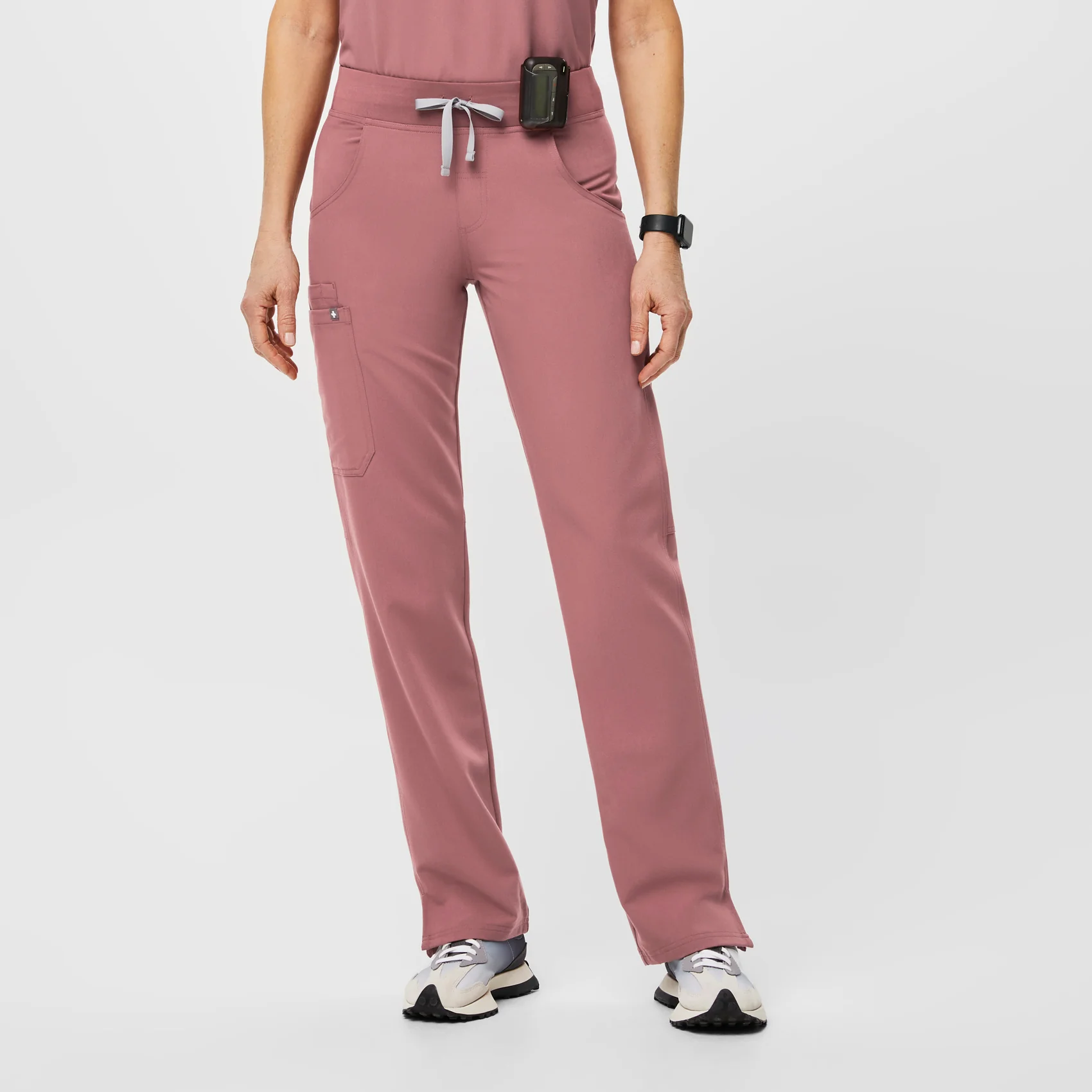 women's Mauve Kade™ - Cargo Scrub Pants